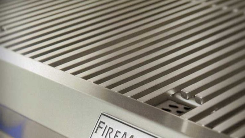 FireMagic Aurora A540i Built-In Grill Diamond Sear Cooking Grids